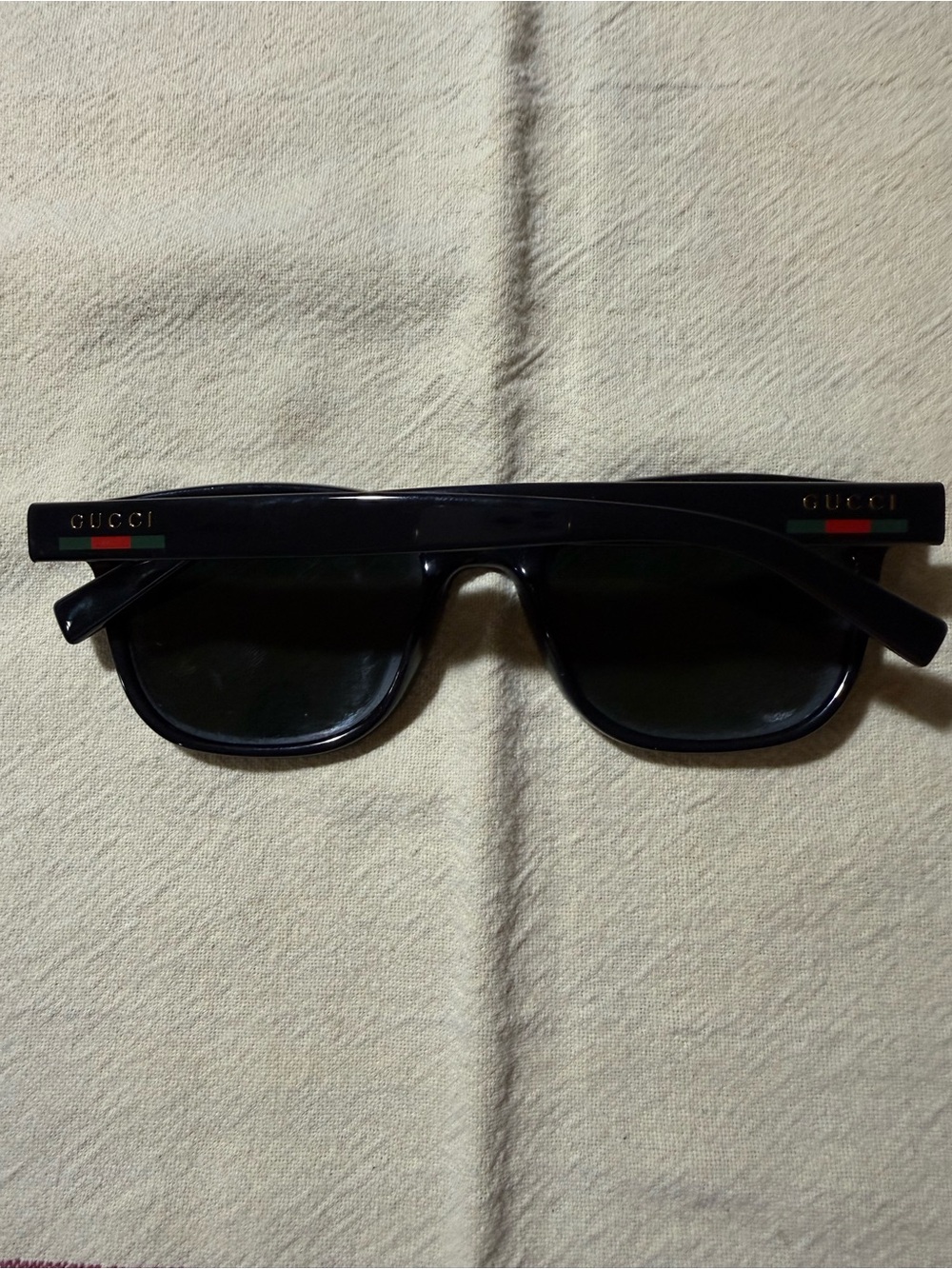 Gucci Black Sunglasses with Dark Green Lenses - Picture 2 of 4